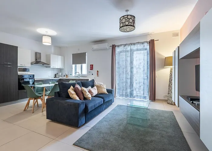 St Julians - Balluta 2 Bedroom Apartment