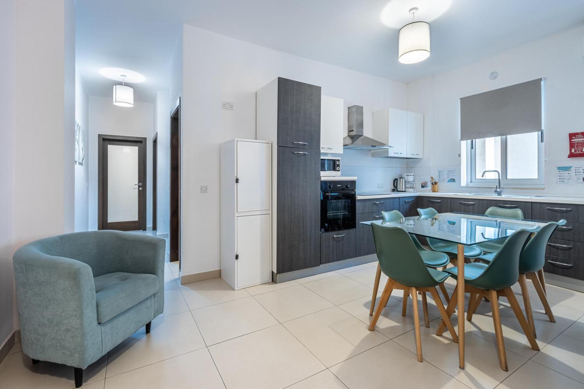 St Julians - Balluta 2 Bedroom *
