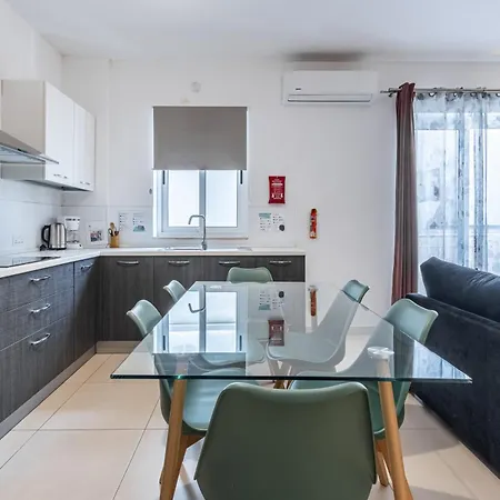 St Julians - Balluta 2 Bedroom Apartment سانت جوليان المظهر الخارجي الصورة