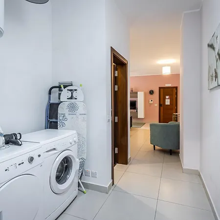 St Julians - Balluta 2 Bedroom Apartment سانت جوليان المظهر الخارجي الصورة